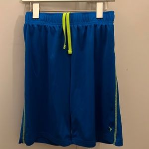 Old navy go dry boys size Large 10/12